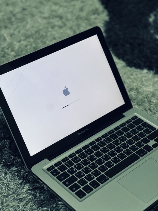 MacBook Pro СРОЧНО!