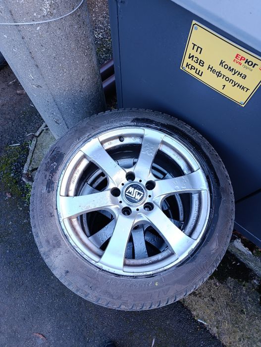 Джанти с гуми за BMW 5х120 225/50/17