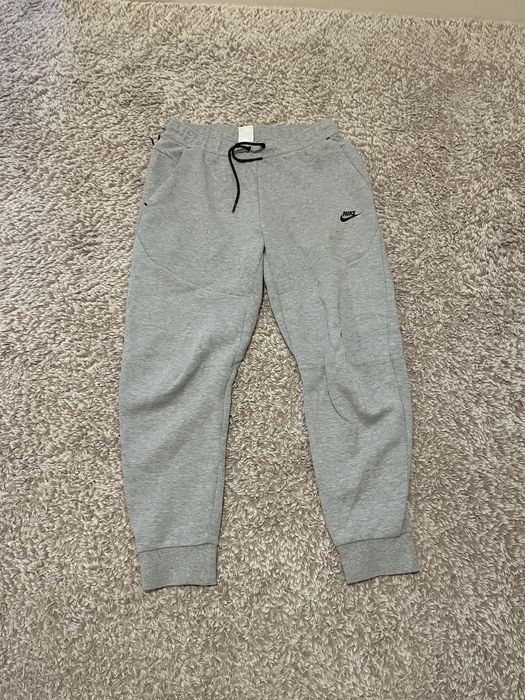 Nike Tech Fleece-оригинална мъжка долница