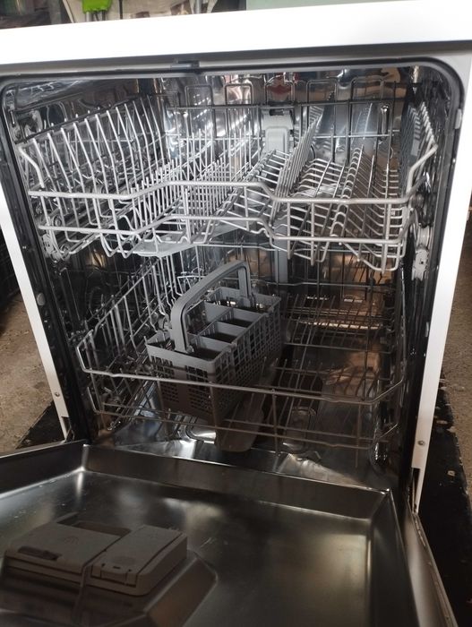 Съдомиялна свободно стояща BEKO-модел DVN05320W