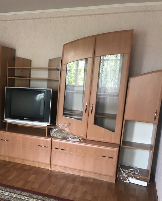 Продам шкаф…………….