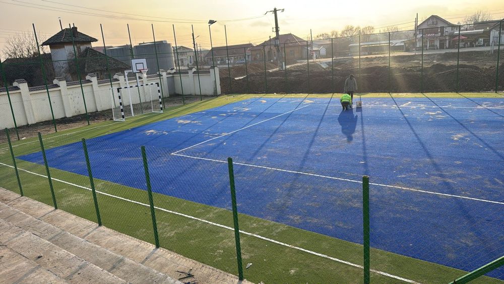 Teren de sport multifunctional