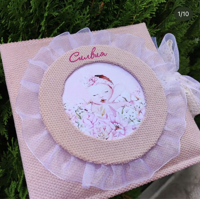 Бебешки албум с шити корици с велур