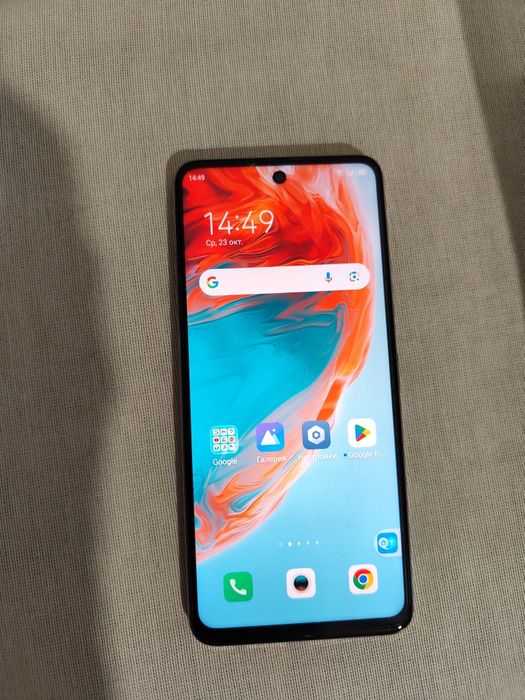 Продам смартфон Tecno Camon 18p