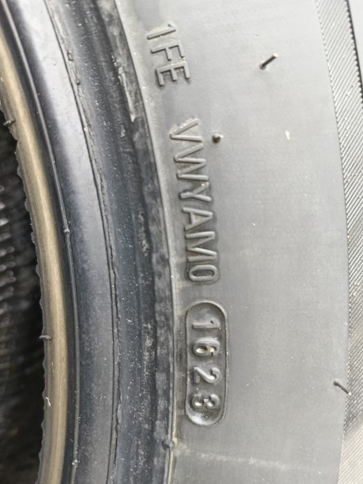Продам зимние шины 245/70/16