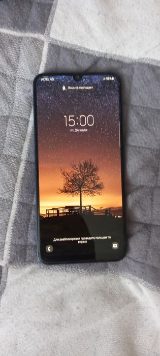 Продам Самсунг А51.