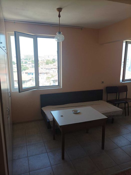 Дава се под наем Двустаен апартамент в Ямбол, Аврен - 46 кв.м за 178.5 € - Снимка #3