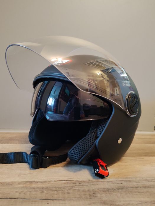 Vand casca motor si manusi