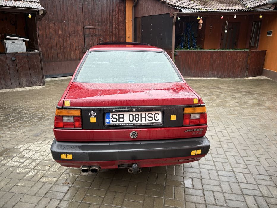 Vand  Volkswagen Jetta,pretul este negogiabil