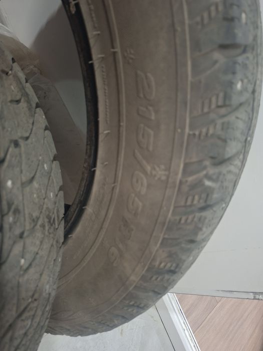 Автошины продам размер 215/65