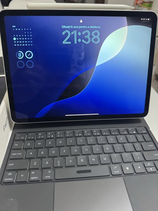 IPad Pro M1 11” 128GB + Apple Pencil 2 + Tastatură Premium +