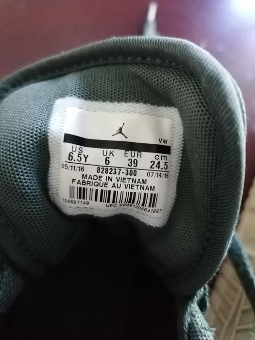 Nike Jordan 1 Flight 4  marime 39