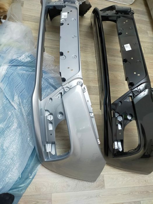 Бампера Лада веста в цвет