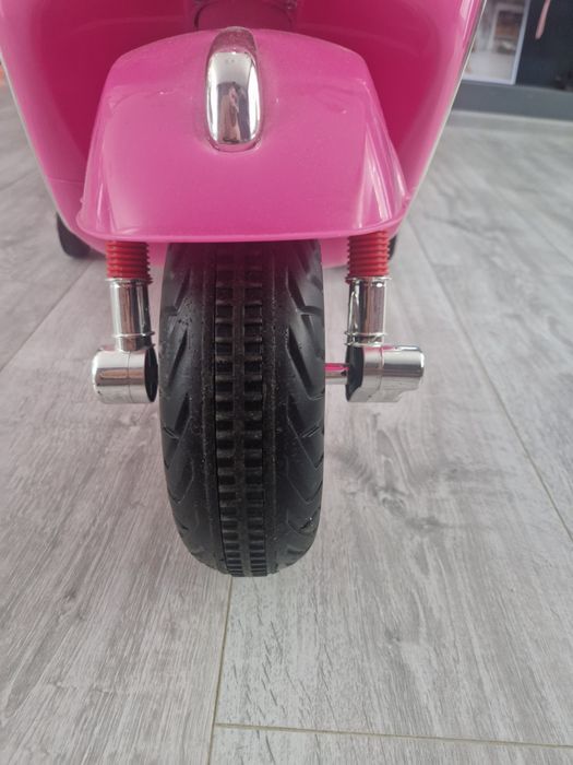 Piaggio Vespa електрически детски скутер