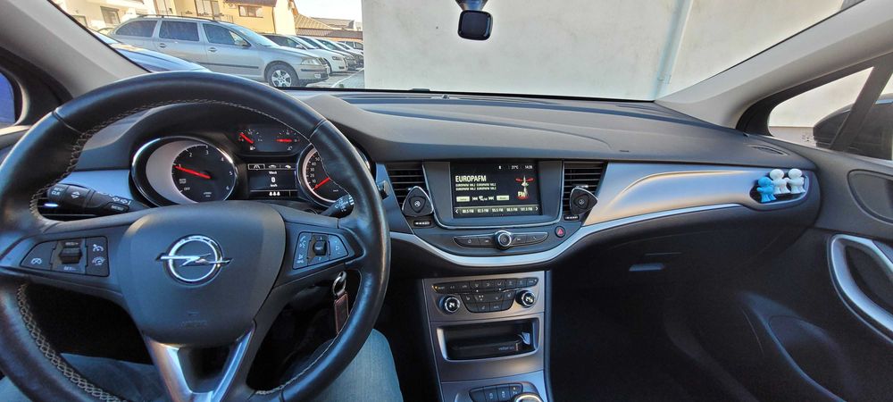 Vand Opel Astra K, an fabricatie 2019