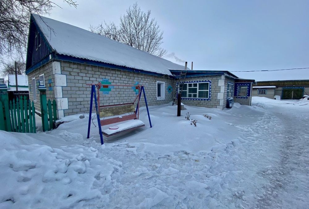 Продат дов в селе Розовка