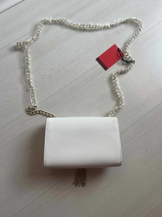 НОВА чанта Valentino с етикет
