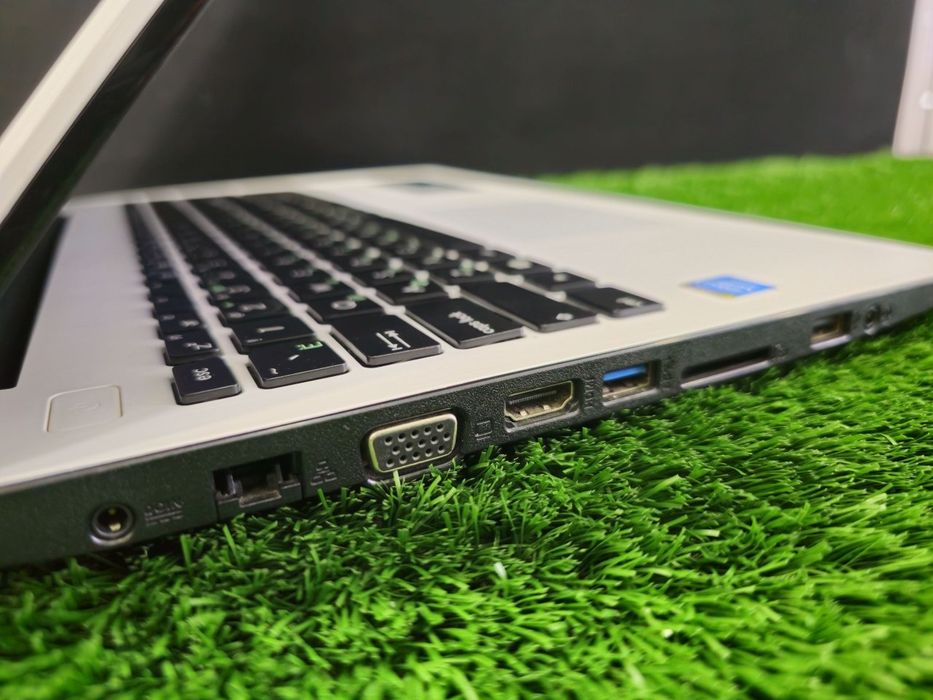 nootbuk kafolati bilan narxini telefonda kellishamiz