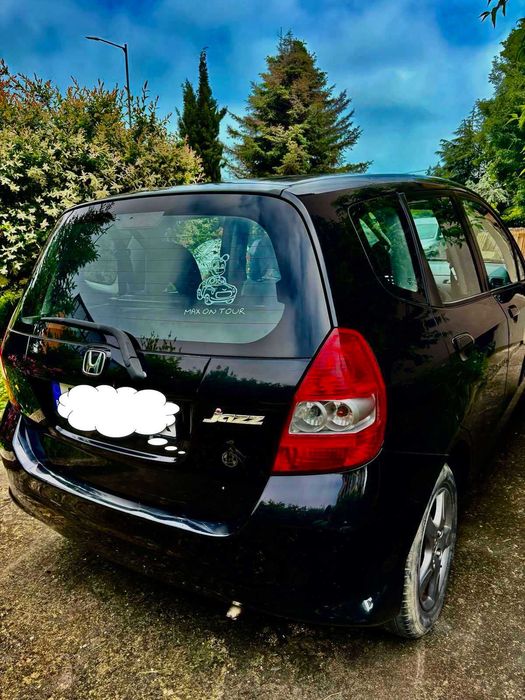Продавам Honda Jazz