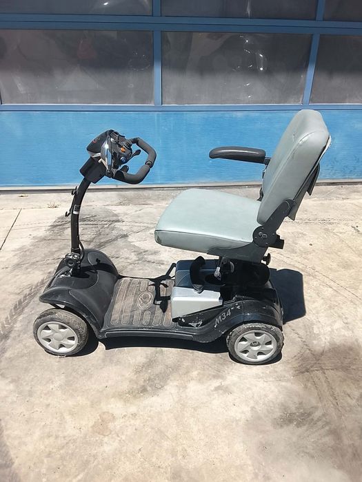 Carucior scuter electric