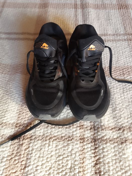 Дамски маратонки флаер