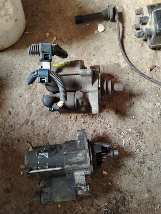 Продам запчасти на Хонду Црв