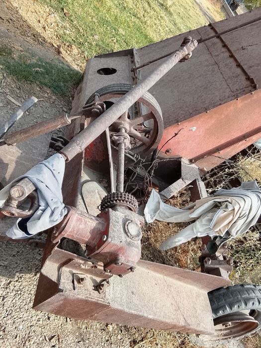 Кирполтара спец техники сотилади