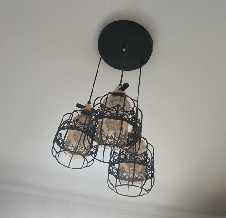 Продам Люстры дёшево