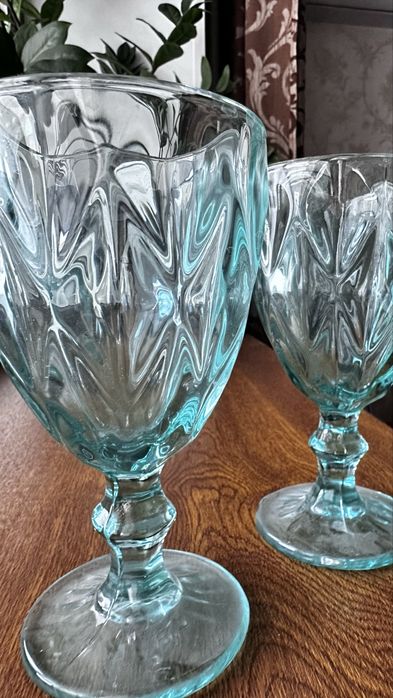 Бокалы стеклянные для напитков