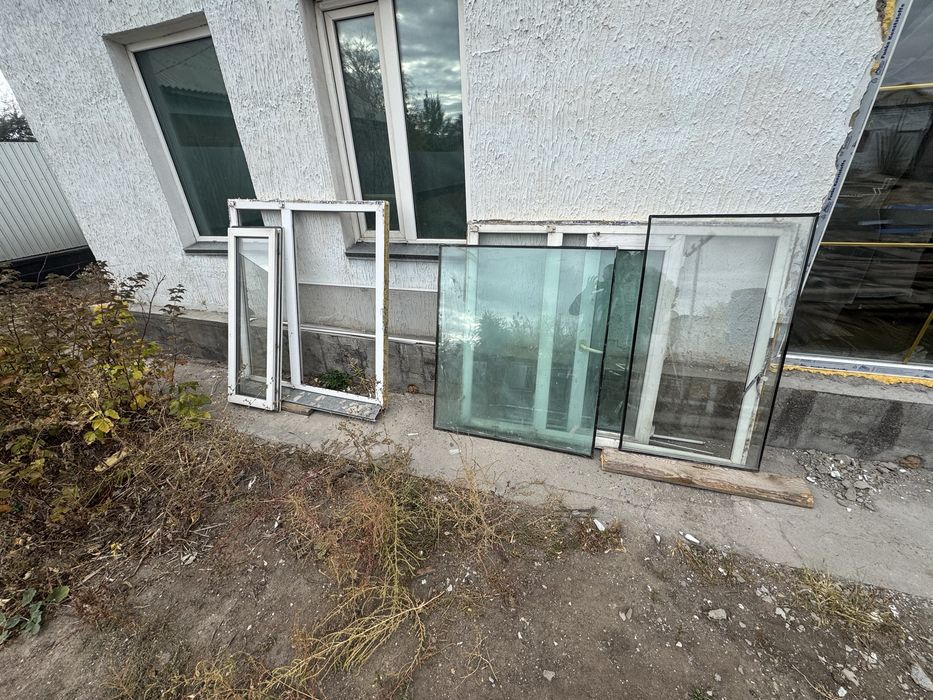Два пластиковых окна