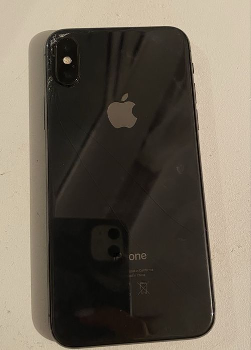iPhone X 64gb.
