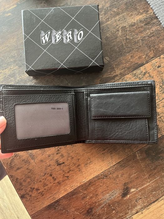 Нов кожен мъжки портфейл