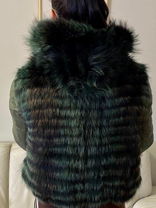 Geaca  impermiabila imblanita.Pret oferta