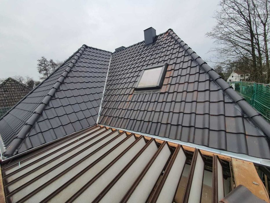 Montăm și recondiționăm acoperișuri – dulgherie și mansardări