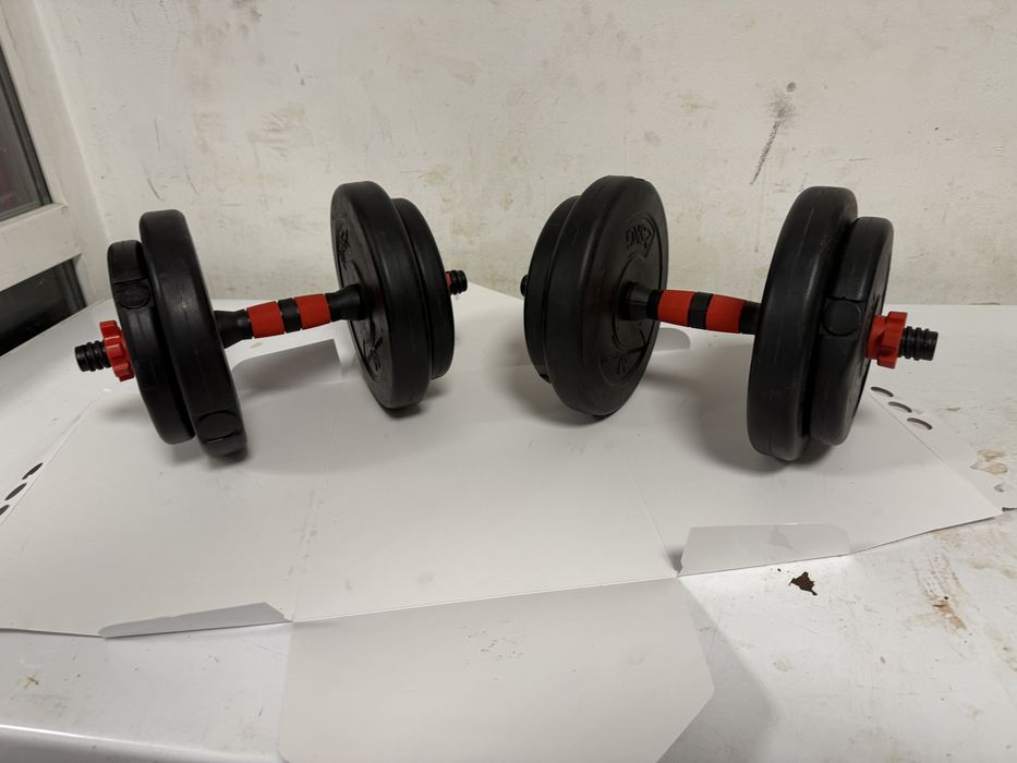 Set gantere reglabile noi 8 kg+8 kg=16 kg. Germany pret promo 100 lei