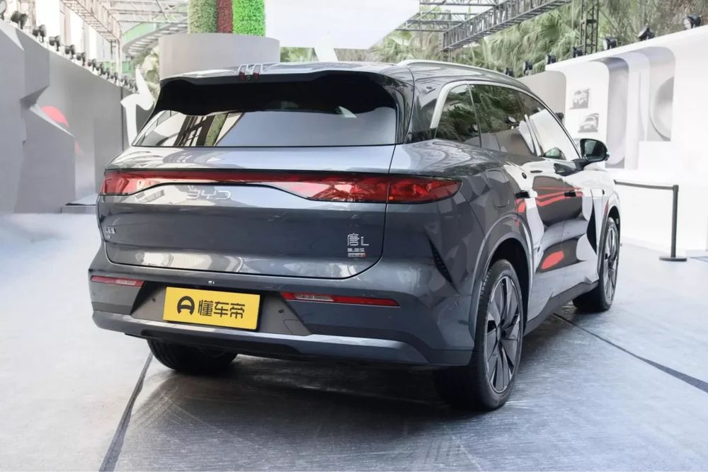 BYD Tang 2025 — 6