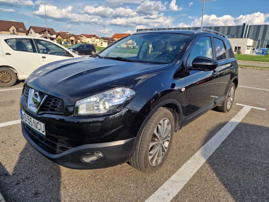 Nissan Qashqai+2 automat  4x4