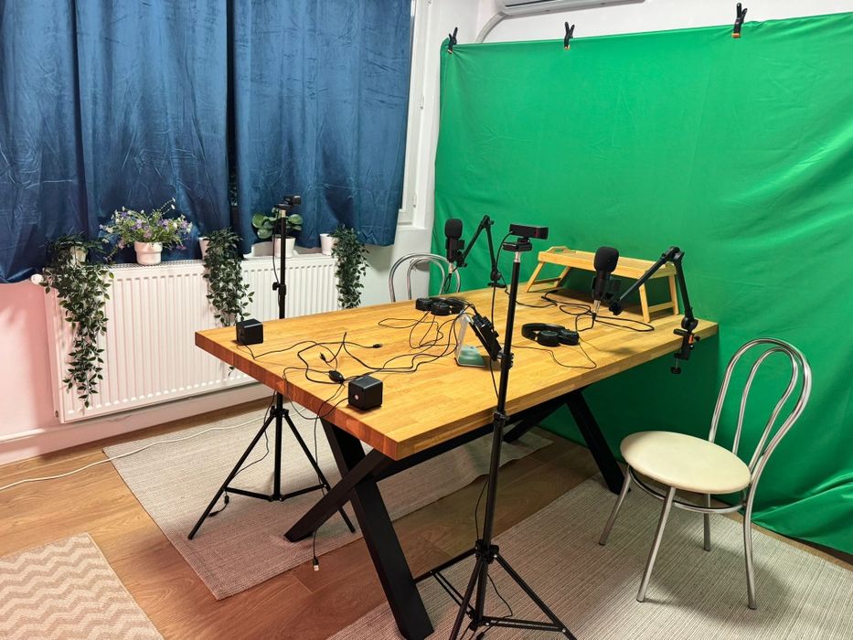 Podcast studio for rent