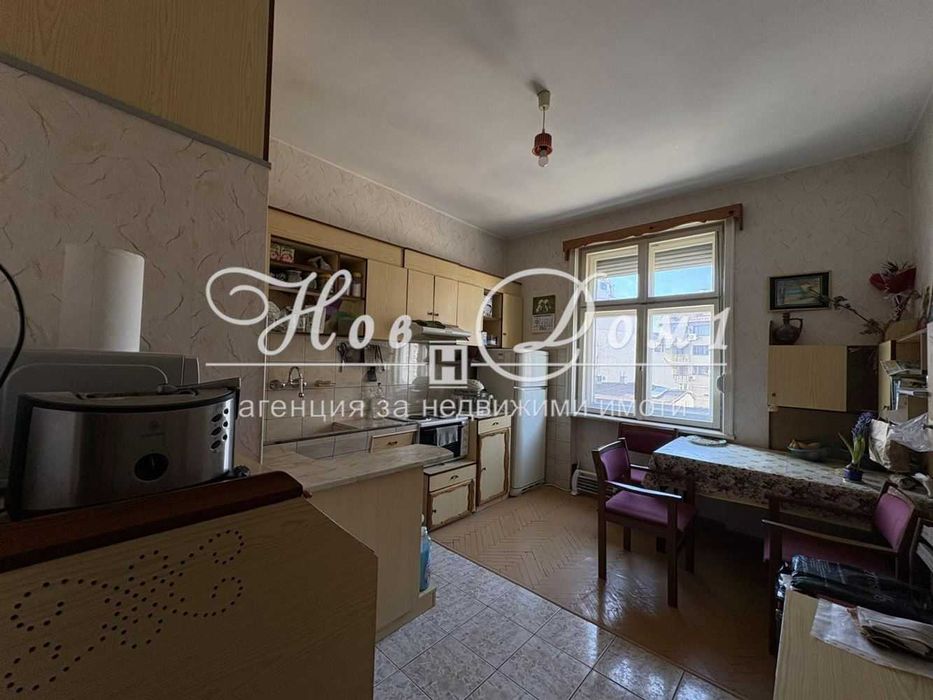 Без аналог / 85 м2 - чиста жилищна площ / 500 € / Център