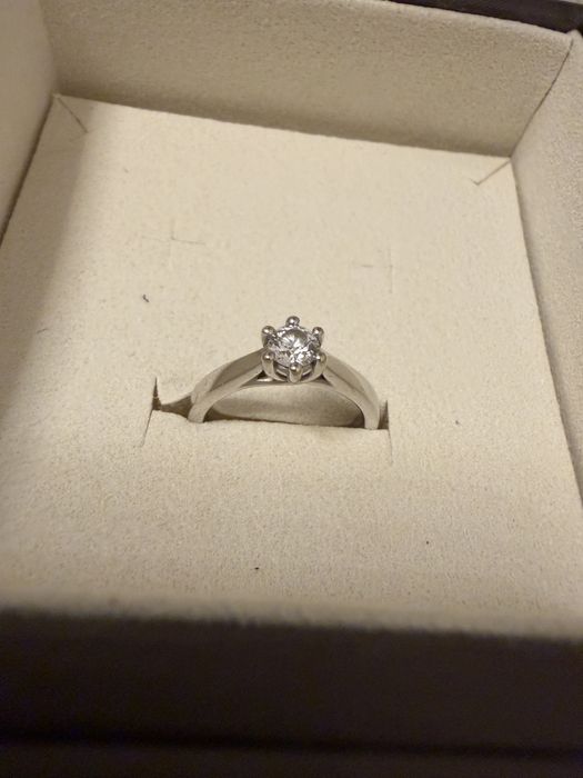 Vand inel logodna Teilor din aur cu Diamant