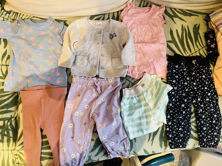 Lot fetite 74-80-86+doua geci