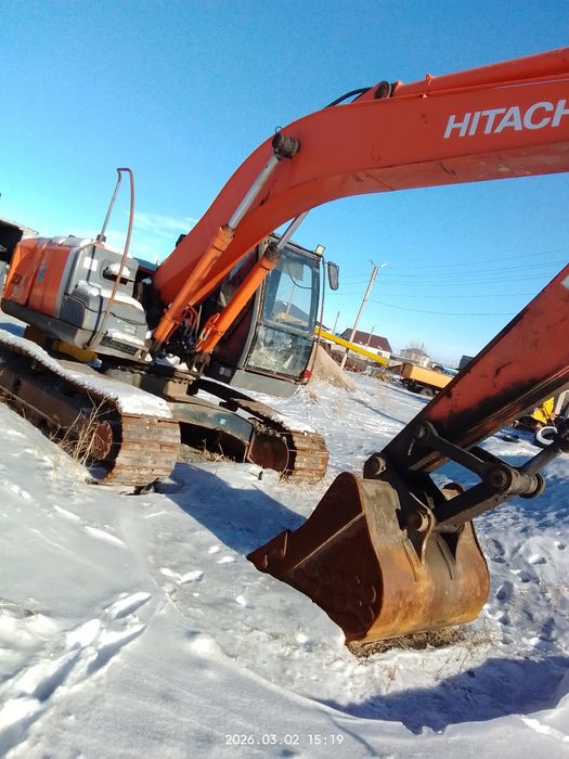 Экскаватор HITACHI