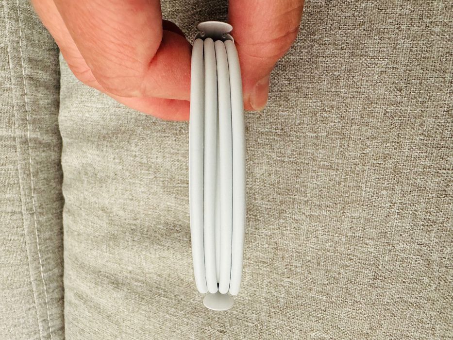 Кабел Apple lightning към USB 1м