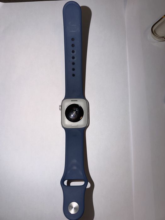 Комплект iphone 16 pro max 256gb,airpods4,apple watch SE2 32gb