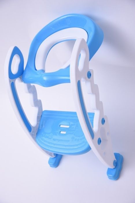 Детска седалка-адаптор за тоалетна чиния със стълба
