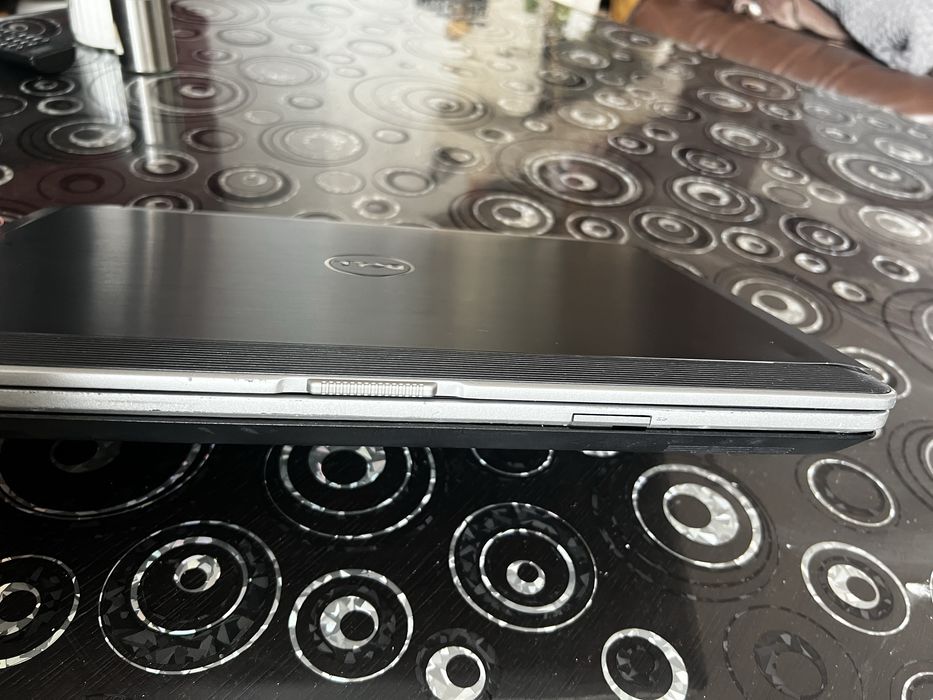 Dell Latitude E6420-Core i5, Windows 10 Pro+Office- Чисто нова батери