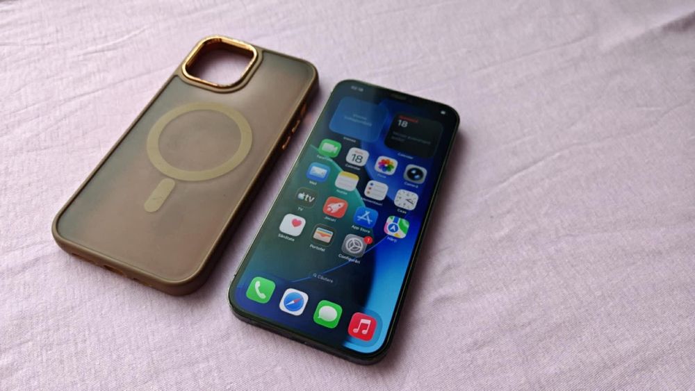 Vând iPhone 12 pro max