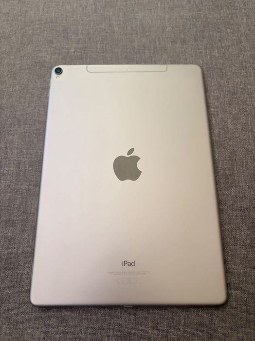 Apple iPad 9, 256GB, Wi-Fi + Cellular – Space Gray | Отлично състояние