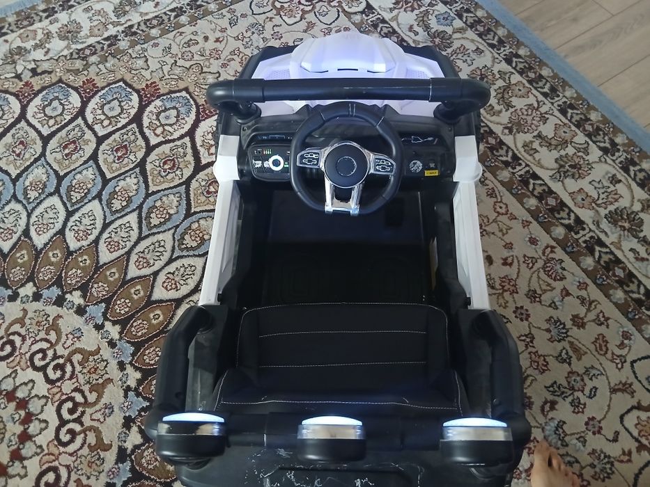 Детский игрушка машинка