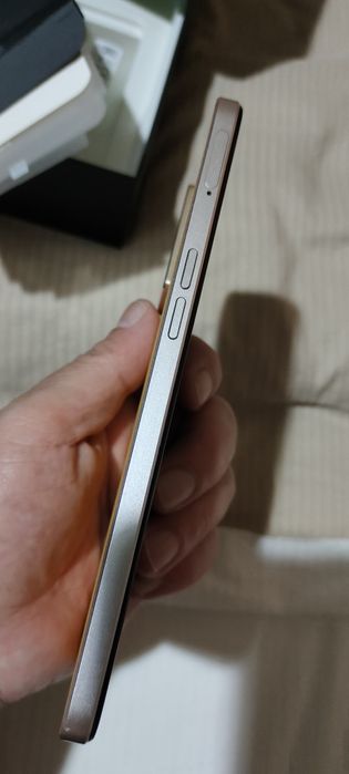 Oppo reno 7 смартфон